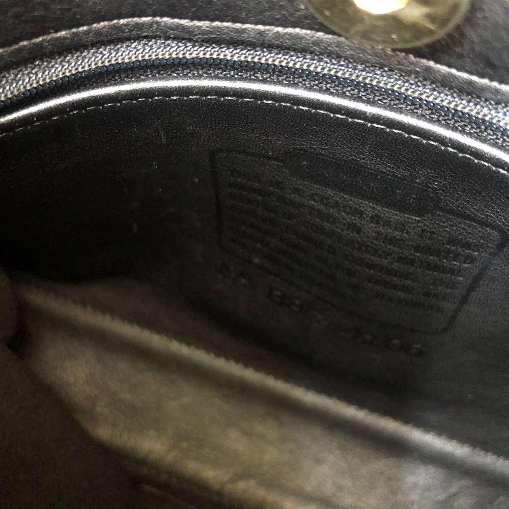 Coach - Picture 3 of 6